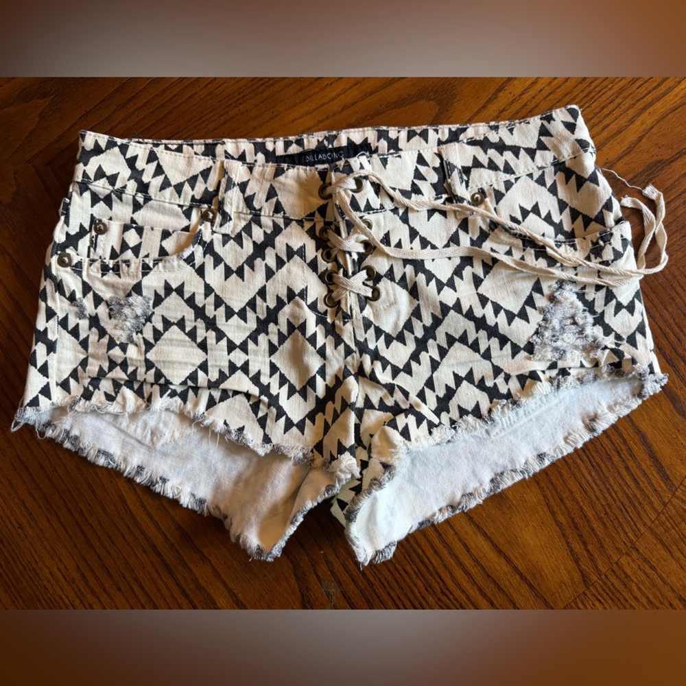 Billabong Black and White Patterned Women Shorts